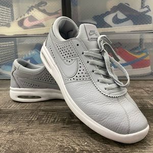 Nike SB Air Max Briun. GRAY LEATHER. 10.5